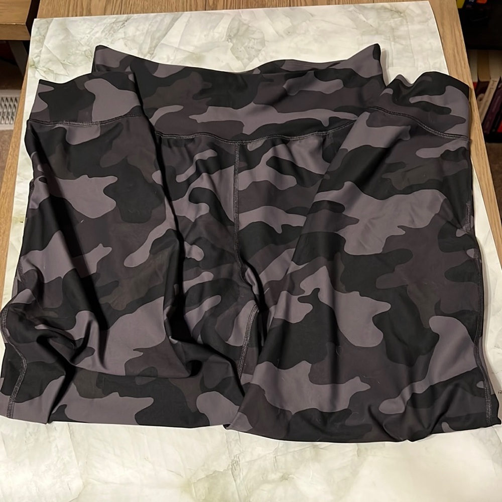 Old Navy Active Hi Rise Jogger